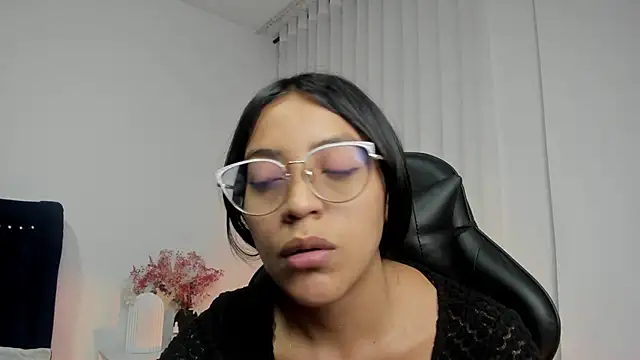 Xewa  online show from 02.28.25