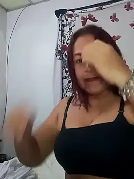 Snapshot of Abigail_BigTits chatting on 03.01.25 Abigail BigTits online show from 03.01.25