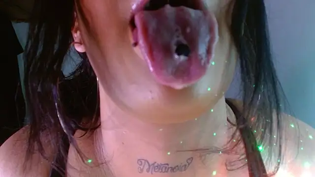 Snapshot of brittanysexhot chatting on 11.19.25 brittanysexhot online show from 11.19.25