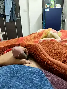 Snapshot of indian_lover3 chatting on 01.21.25 indian lover3 online show from 01.21.25