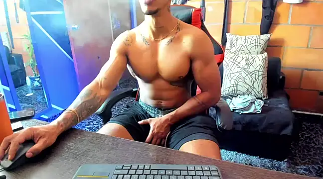 Adam Valenciia online show from 03.11.25