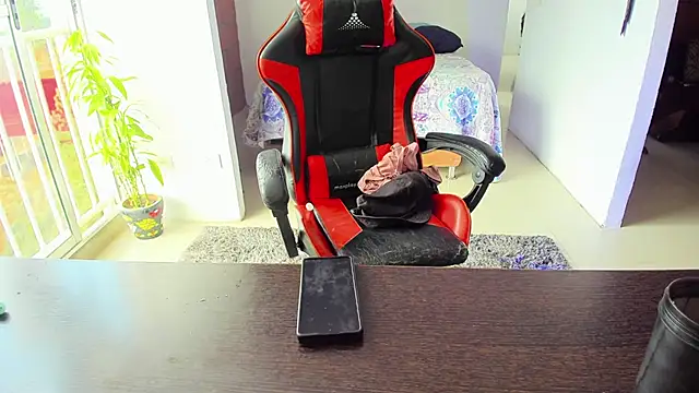 Adam Valenciia online show from 09.18.25