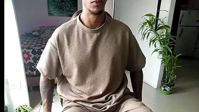 Snapshot of Adam_Valenciia chatting on 06.07.26 Adam Valenciia online show from 06.07.26