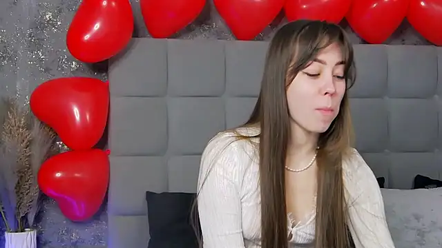 Snapshot of TheEmma chatting on 02.20.25 TheEmma online show from 02.20.25