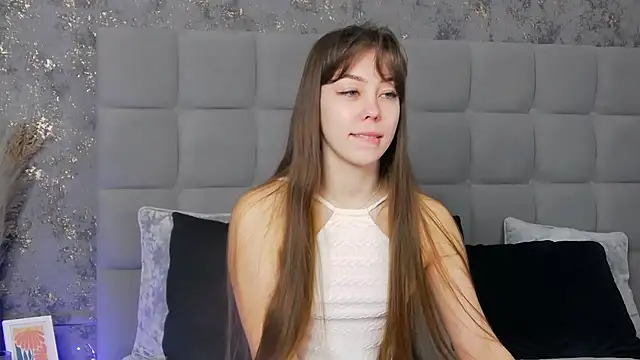 Snapshot of TheEmma chatting on 03.01.25 TheEmma online show from 03.01.25