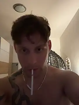 Snapshot of VADIAMP chatting on 01.01.25 VADIAMP online show from 01.01.25