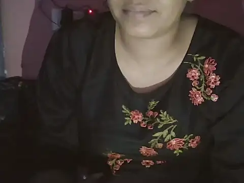 Hot-shanvi online show from 10.05.25