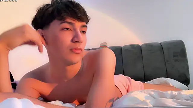 Snapshot of Calacran chatting on 04.07.26 Calacran online show from 04.07.26