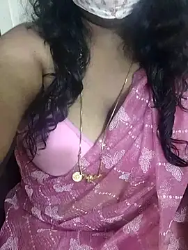 Snapshot of Rathi22 chatting on 10.26.25 Rathi22 online show from 10.26.25