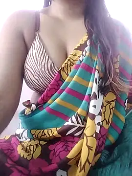 Snapshot of muskan-Sharma chatting on 02.21.25 muskan-Sharma online show from 02.21.25