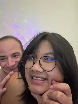 Snapshot of AcidBubbleRain chatting on 01.23.25 AcidBubbleRain online show from 01.23.25