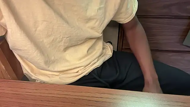 Snapshot of cumfull432 chatting on 02.05.25 cumfull432 online show from 02.05.25