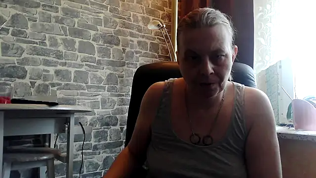 Sweet Phoenix online show from 02.28.25