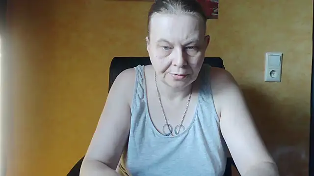 Sweet Phoenix online show from 09.11.25