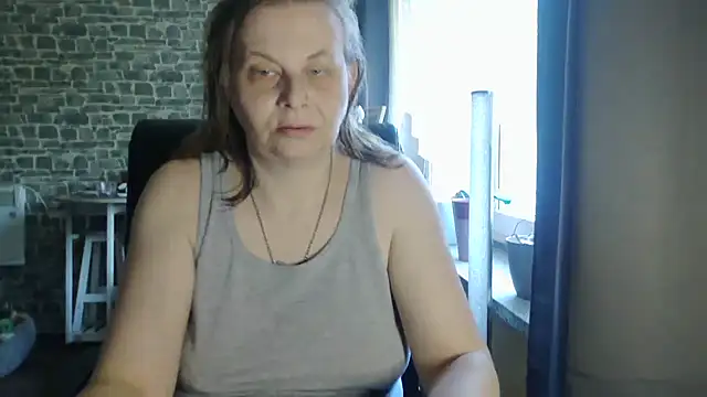 Sweet Phoenix online show from 10.11.25