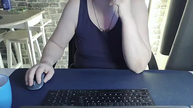 Sweet Phoenix online show from 02.06.26