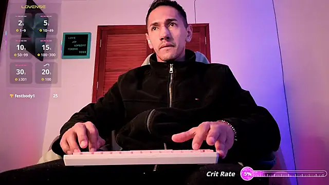 Snapshot of Joylopez_fit chatting on 04.23.26 Joylopez fit online show from 04.23.26