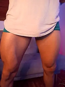 Snapshot of Joylopez_fit chatting on 05.31.26 Joylopez fit online show from 05.31.26