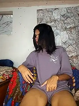 Snapshot of Enna_Zarza_ chatting on 09.12.25 Enna Zarza  online show from 09.12.25