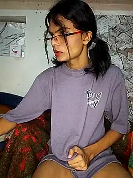 Snapshot of Enna_Zarza_ chatting on 09.26.25 Enna Zarza  online show from 09.26.25