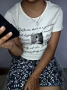 Snapshot of lovelygirl4567 chatting on 05.11.26 lovelygirl4567 online show from 05.11.26
