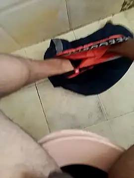 Snapshot of Bangalorious chatting on 01.08.25 Bangalorious online show from 01.08.25