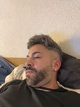 Snapshot of Dourado007 chatting on 01.02.25 Dourado007 online show from 01.02.25