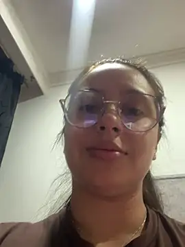 Snapshot of Gretta_Hot chatting on 02.04.25 Gretta Hot online show from 02.04.25