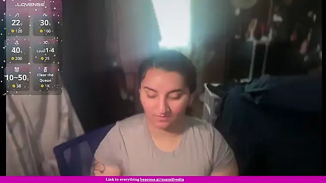 Snapshot of mamifresita chatting on 06.15.26 mamifresita online show from 06.15.26