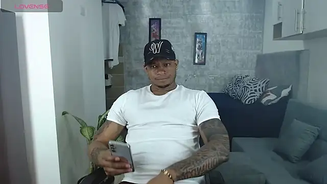 Snapshot of Josep_Ston chatting on 09.09.25 Josep Ston online show from 09.09.25