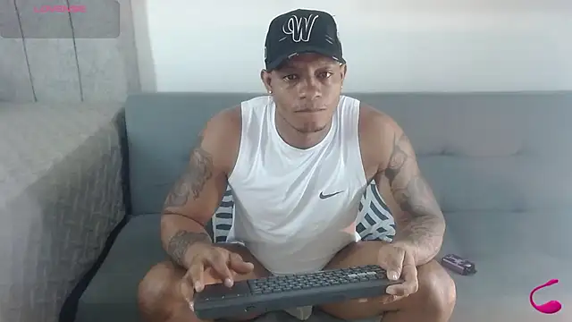 Snapshot of Josep_Ston chatting on 11.12.25 Josep Ston online show from 11.12.25