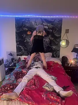 damselaintstressn online show from 10.07.25