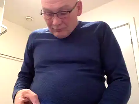 Snapshot of Parleg2 chatting on 02.27.26 Parleg2 online show from 02.27.26