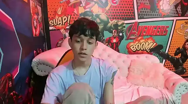 Snapshot of jisuscat chatting on 01.12.25 jisuscat online show from 01.12.25