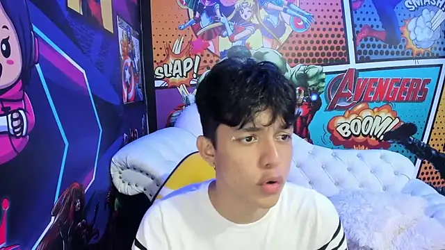 Snapshot of jisuscat chatting on 03.09.25 jisuscat online show from 03.09.25