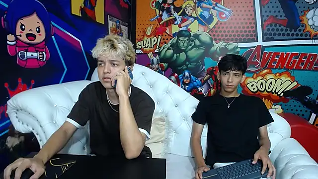 Snapshot of jisuscat chatting on 09.12.25 jisuscat online show from 09.12.25