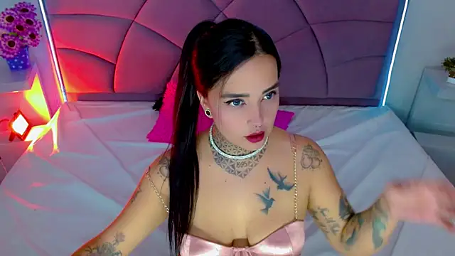 Carolaine01 online show from 09.17.25