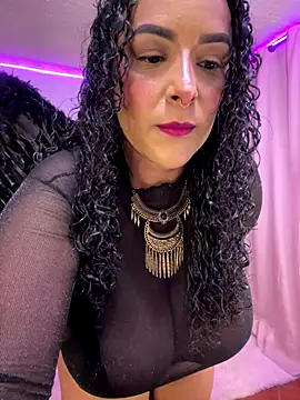 ariadna cooper online show from 10.26.25