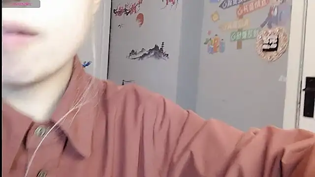 Snapshot of Lucky-xiuxiu chatting on 02.25.25 Lucky-xiuxiu online show from 02.25.25