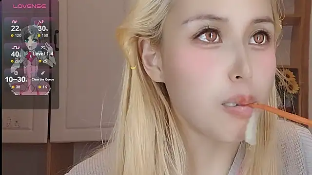 Snapshot of Lucky-xiuxiu chatting on 03.07.25 Lucky-xiuxiu online show from 03.07.25