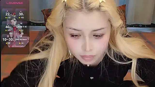 Snapshot of Lucky-xiuxiu chatting on 03.10.25 Lucky-xiuxiu online show from 03.10.25