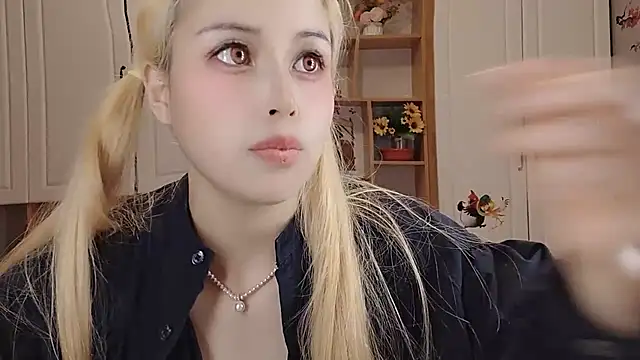 Snapshot of Lucky-xiuxiu chatting on 03.12.25 Lucky-xiuxiu online show from 03.12.25