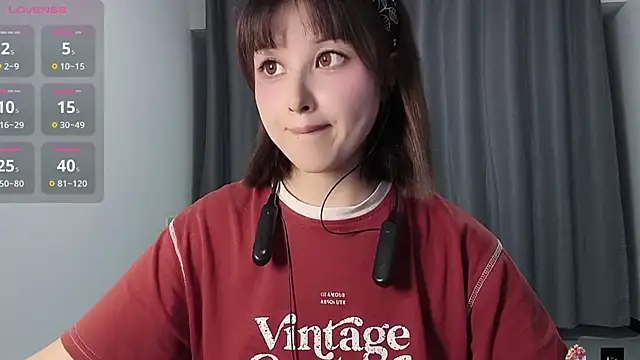 Snapshot of Lucky-xiuxiu chatting on 09.26.25 Lucky-xiuxiu online show from 09.26.25