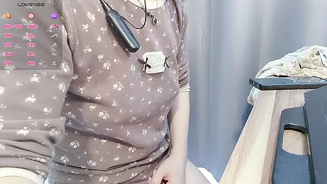 Lucky-xiuxiu online show from 11.21.25