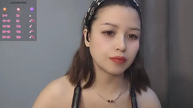 Lucky-xiuxiu online show from 12.03.25