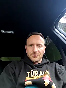 Geiler Staender online show from 10.28.25