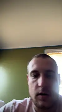 Snapshot of Golden_Alex chatting on 01.05.25 Golden Alex online show from 01.05.25