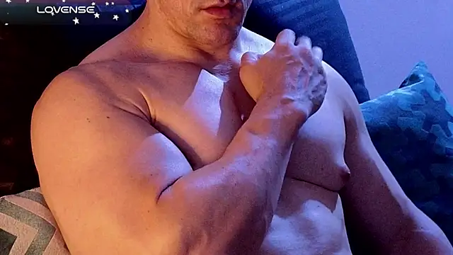 Snapshot of life_warrior chatting on 12.19.24 life warrior online show from 12.19.24