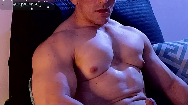 Snapshot of life_warrior chatting on 12.20.24 life warrior online show from 12.20.24