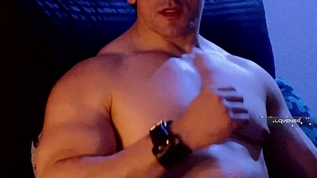 Snapshot of life_warrior chatting on 02.12.25 life warrior online show from 02.12.25